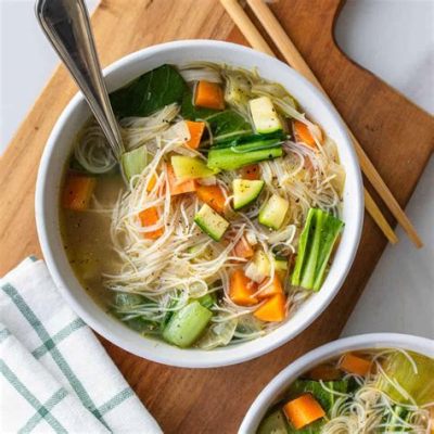  米线は、濃厚なスープとコシのある麺のハーモニーが奏でる至福の味！